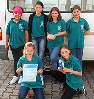 Gruppenbild JRK Sandhausen mit Urkunde