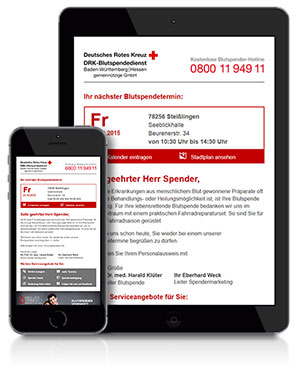 Tablet und Smartphone mit einer Einladung zu einem Blutspendetermin