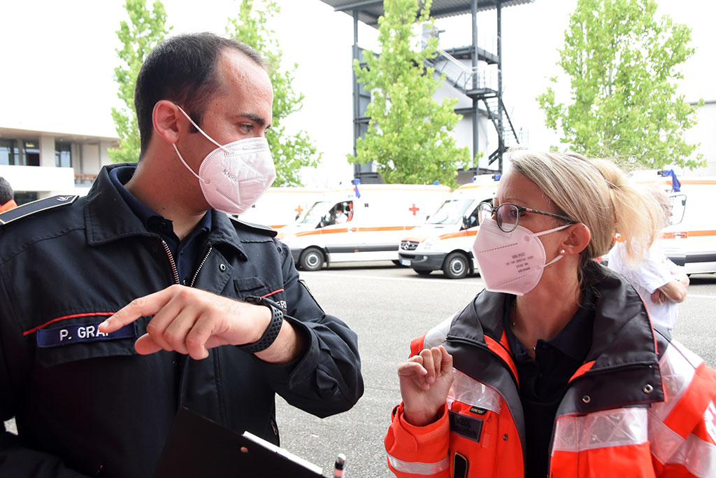 Besprechung zweier Kolleg*innen