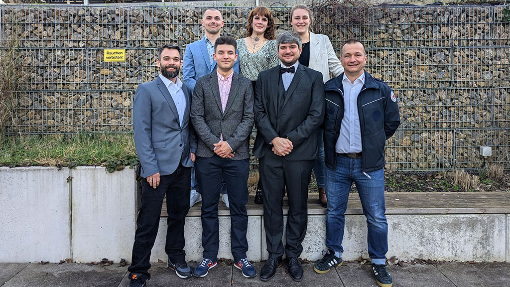 Gruppenbild der Notfallsanitäter-Absolventen