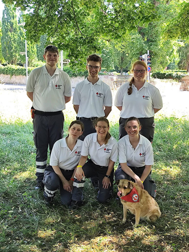 Gruppenbild mit dem Team des DRK Wiesloch