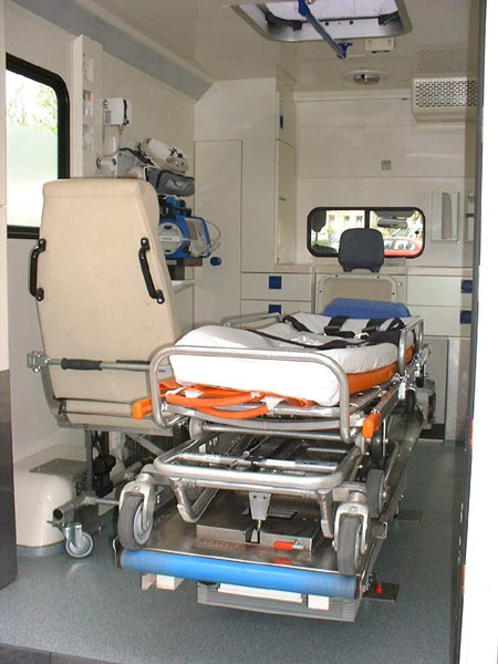 Rettungswagen (RTW) von innen