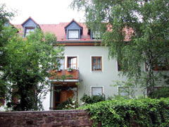 Gebäude mit seniorengerechten Wohnungen in Dossenheim